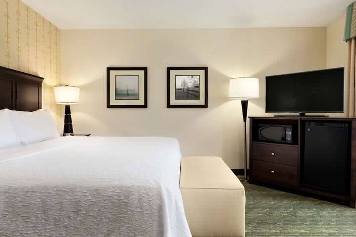 Room 7 of 35